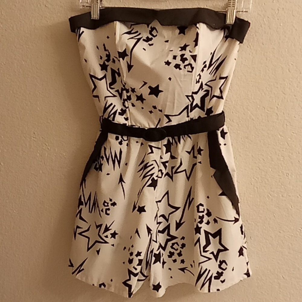 SHADOWS LTD Party Summer Beachy Resort Cruise Size 5 White-Black Colors B27 X P